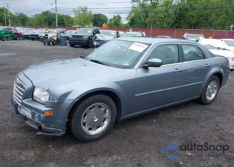 2006 Chrysler 300 Touring из США, поврежденный, VIN 2C3KA53G56H409597